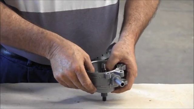 Nissan YD25 Vacuum Pump Rebuild Kit Installation