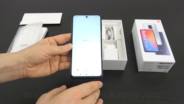 Xiaomi Redmi Note 9 Pro Unboxing și Primele Impresii în Limba Română смотреть онлайн