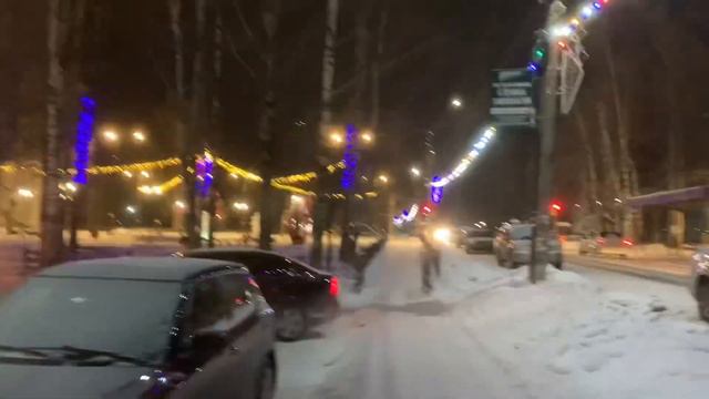 Светик и Полинка отлично проводят Новый год смотреть онлайн