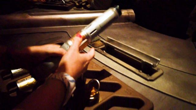 Montei meu SABRE DE LUZ na Disney! - HOLLYWOOD STUDIOS | 08/11/2023 смотреть онлайн
