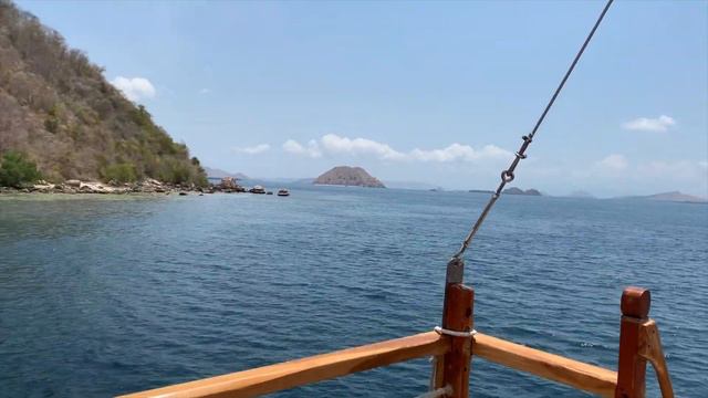 Komodo III: Sea Kayaking, snorkelling and Dragons. Oct 2019 смотреть онлайн