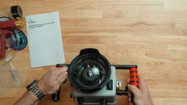 Canon R100 // Deluxe Underwater Housing Assembly смотреть онлайн