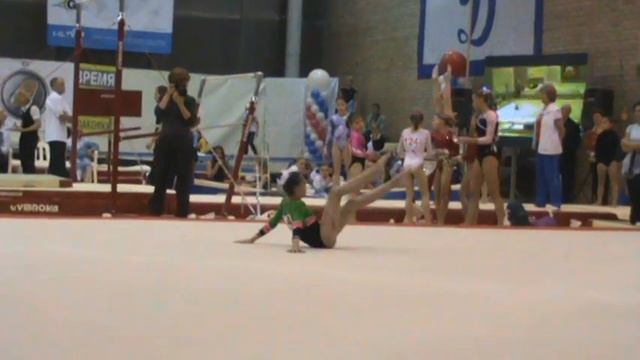 Volkova Anastasia TUR Voronin Cup 2010 FX смотреть онлайн