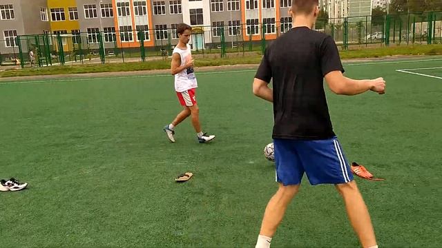 ФК "Корт" проводит тренировки для подготовки к новому сезону ДФЛ смотреть онлайн