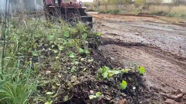 Как управлять экскаватором ЮМЗ смотреть онлайн