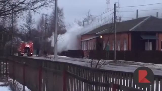Пожар в социальном центре в Криуше смотреть онлайн