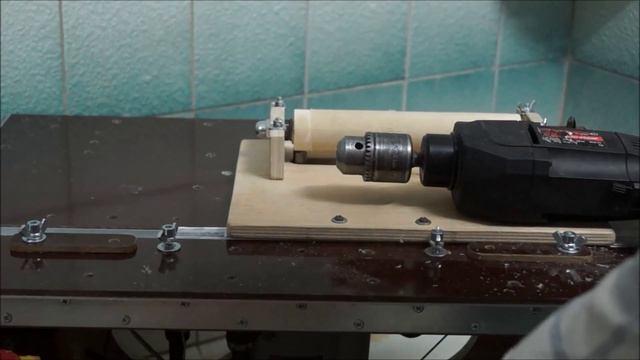 ТОКАРНЫЕ РАБОТЫ БЕЗ ТОКАРНОГО СТАНКА. Turning operations without a turning machine.