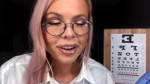ASMR ? EYE DOCTOR EXAM & FRAMES FITTING FOR YOUR FACE SHAPE (ROLEPLAY) смотреть онлайн