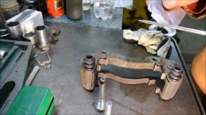 Mitsubishi L400 SpaceGear 4x4 (Delica) 2000 - Замена тормозных дисков