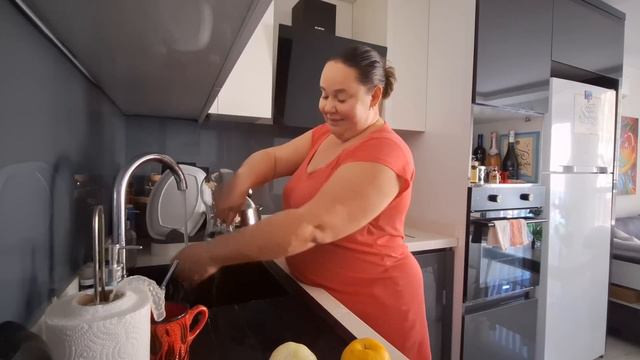 ВАЛЕРЬЕВНА ВСЯ В РАССТРОЙСТВАХ А Я ВСЯ В ЛЮБВИ смотреть онлайн