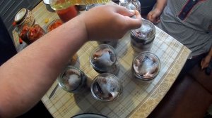Консервы из речной рыбы в автоклаве.