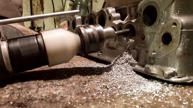 расточка каналов ГБЦ на классике смотреть онлайн