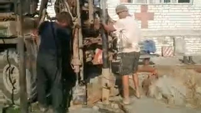 Бурение скважин на воду смотреть онлайн