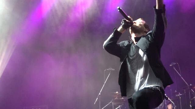 Thousand Foot Krutch - Be Somebody LIVE in St.Petersburg, Russia "Glavclub". 09.12.12 смотреть онлайн