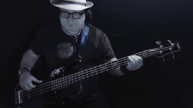 Green Day - Whatsername - TRG - E Bass Guitar Cover смотреть онлайн