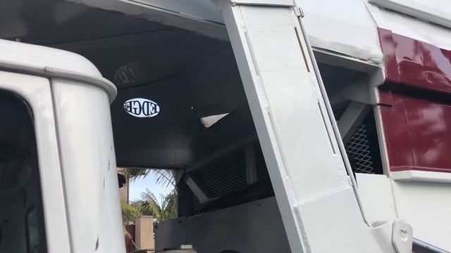 EDCO's Fastest Garbage Man - Recycle Part 3 смотреть онлайн