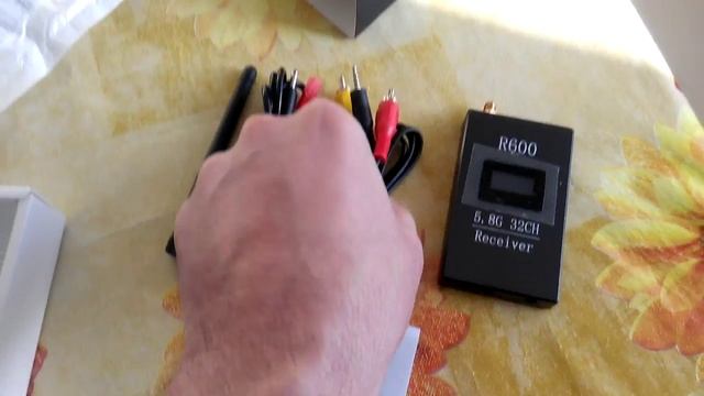 Skyzone R600 OLED-дисплей 5.8G 32ch FPV смотреть онлайн