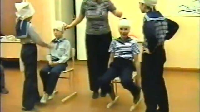 Андрей. Праздник 23 февраля 27. 02 . 2001 смотреть онлайн