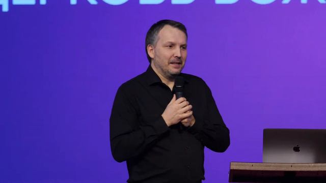 Идолы  Олег Ряховский  cogmos