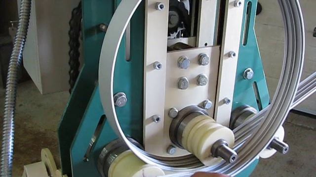 Гибка профиля из алюминия на станке Унигма смотреть онлайн