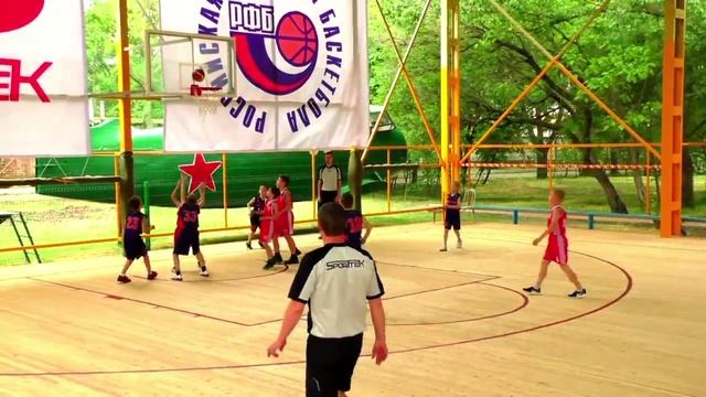 Мини-баскет (Ейск). Юноши. УОР Гомельского vs ДЮСШ №14 Волгоград смотреть онлайн
