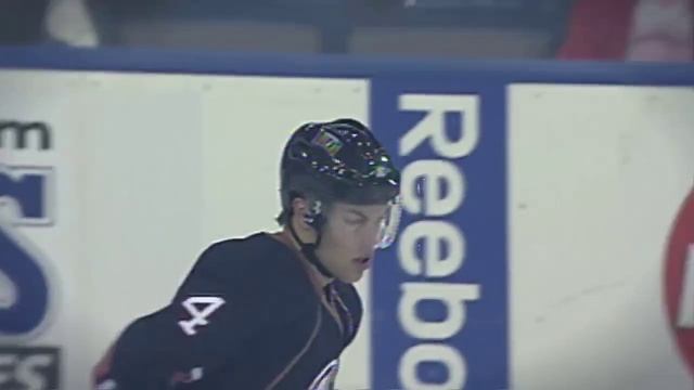 ТЭЙЛОР ХОЛЛ ВСПОМИНАЕТ О СВОЕМ ДЕБЮТЕ В НХЛ смотреть онлайн