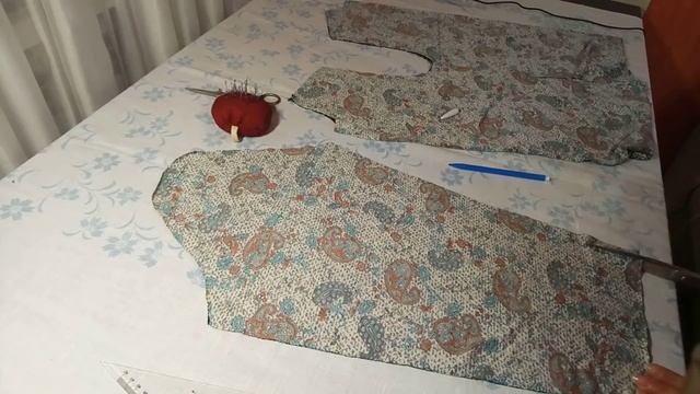 Как сшить водолазку из старого трикотажного платья без выкройки. Переделка смотреть онлайн