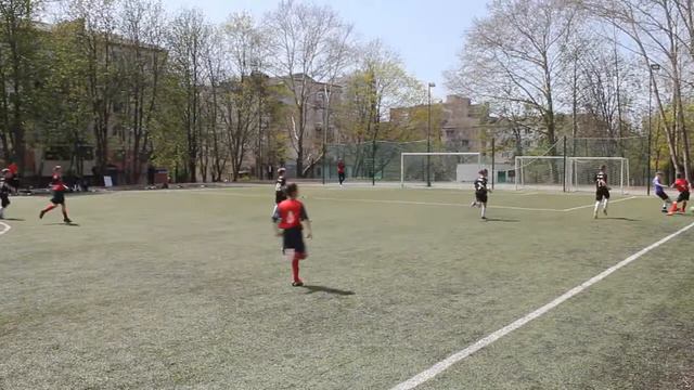 ДШФ "Адвир" - КШИФ "Авангард" (Керчь) 2:1 | ДЮФЛ Крыма 21-22 по 2011 году смотреть онлайн