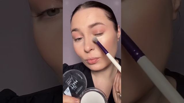 Бейкинг убирает блеск с лица ?подойдет прозрачная пудра #макияж #бьютилана #самсебевизажист смотреть онлайн