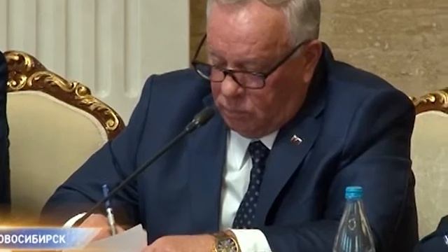 Новосибирская область выполняет «майские указы президента» лучше всех в Сибири