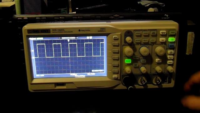 Siglent SDS 1022DL issues (trigger offset, time zoom panning, XY trace offset) смотреть онлайн