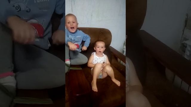 Турдом отдыхает смотреть онлайн