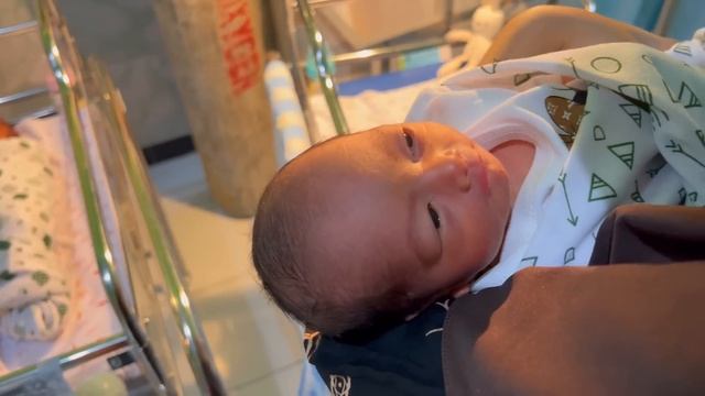 JENGUK BABY M ! SEMOGA BESOK BISA PULANG YA NAK ? смотреть онлайн