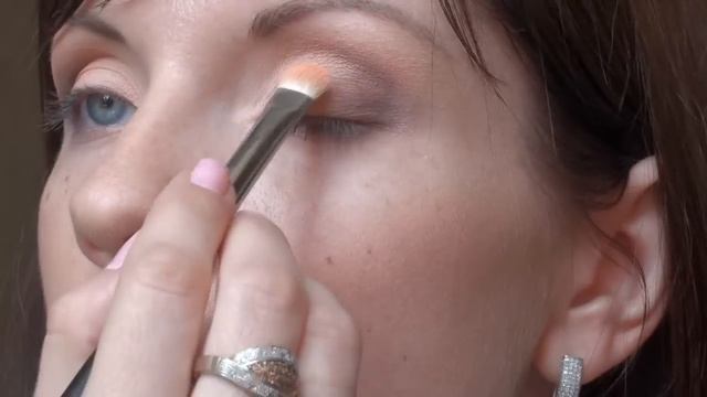 Макияж в персиковых тонах (палетка make up atelier 02) смотреть онлайн