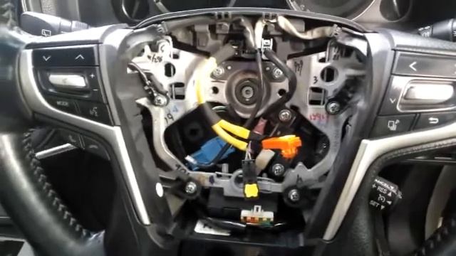 How to remove Toyota Land cruiser steering wheel VX V8 2018 смотреть онлайн