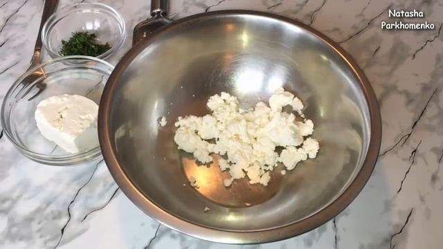 Три Вида Невероятно Вкусных КАНАПЕ С СЫРОМ на Новый Год! / Новогодняя Закуска / Canapes From Cheese смотреть онлайн