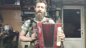 Песня под гармонь "Имел Я деньги прибольшие" .