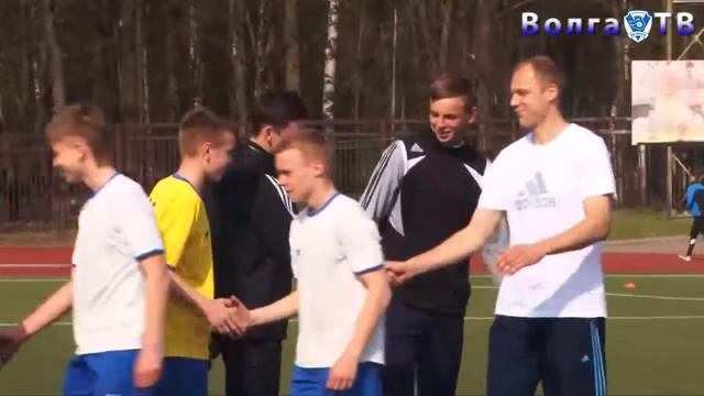 Игроки "Волги" в Выксе. смотреть онлайн