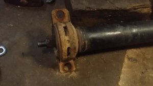 Hyundai Santa Fe SM 4WD 2.7 Замена подвесного подшипника