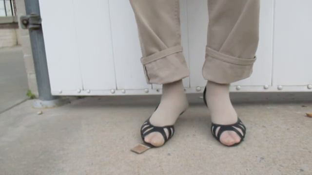 Noisy closeup Maripe heels 24oct15 016 смотреть онлайн