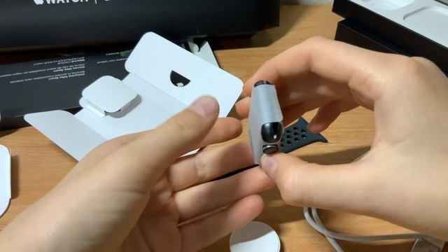 Распаковка Apple Watch SE 2020