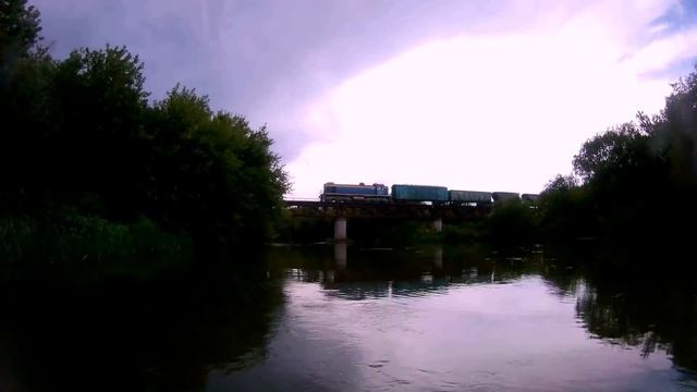 Голавль на спиннинг. Июльская гроза. Река Ик. смотреть онлайн