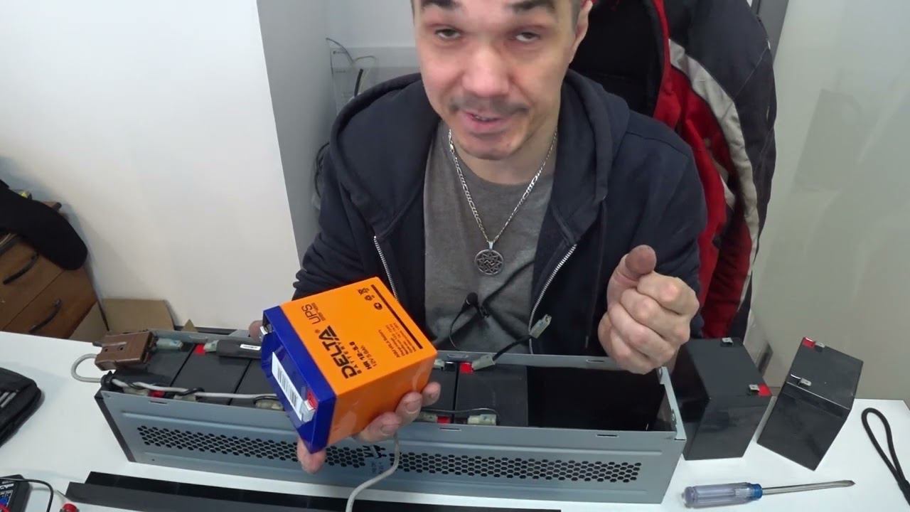 Замена аккумуляторов APCRBC140 и RBC44 в ИБП APC 5000 в условиях санкций смотреть онлайн