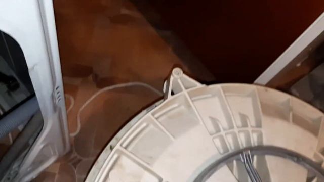 РЕМОНТ СТИРАЛЬНОЙ МАШИНЫ, ЗАМЕНА ПОДШИПНИКОВ смотреть онлайн