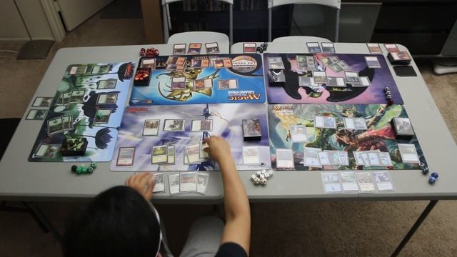 Magic: The Gathering: Core Set 2020 Planeswalker Decks vs. Born of the Gods Battle the Horde смотреть онлайн