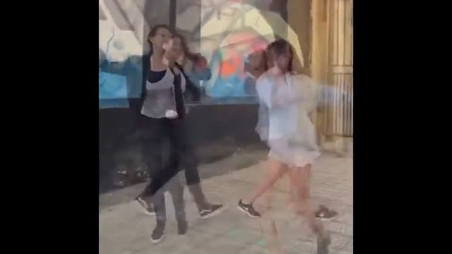 Шафл Shuffle хорошо танцует,не забудтте ставить лайк!!! смотреть онлайн