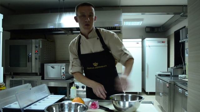 Салат из омуля в "Байкальской Резиденции" смотреть онлайн
