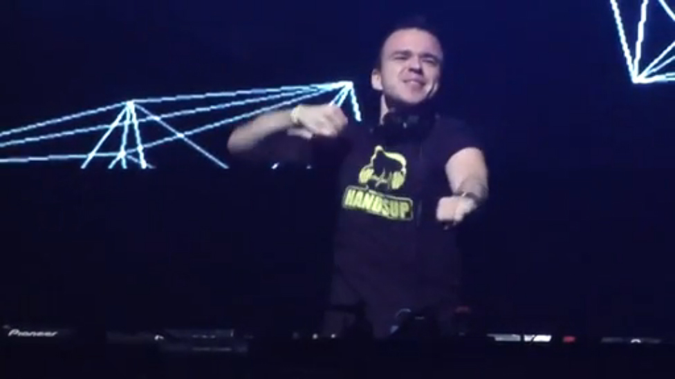 Easter Rave 2015 - DJ Restlezz смотреть онлайн