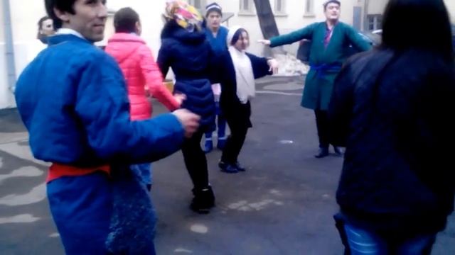 Узбекский танец. Навруз - 2015, Москва, Музей востока смотреть онлайн