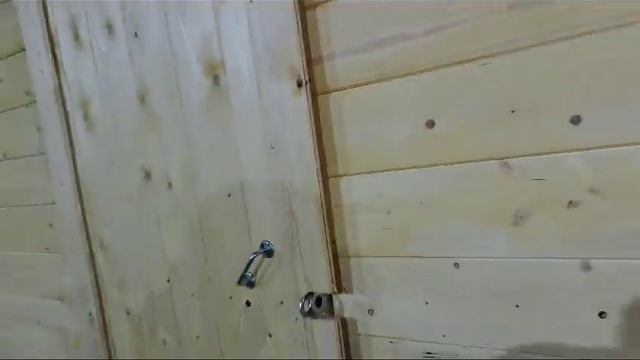 Вагончик утепленный с двумя окнами